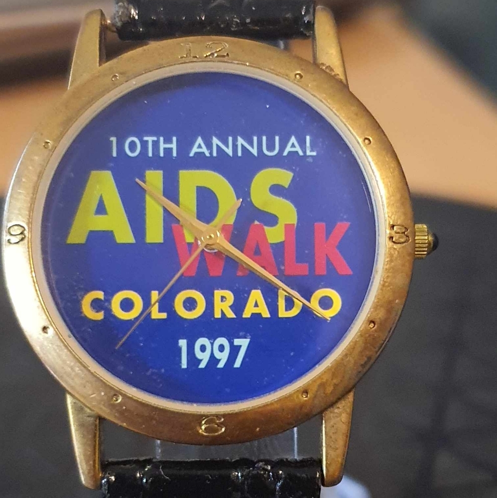 10/$20 Vintage Image  "10th Annual Aids Walk Goldtone Leather Promotional Unisex